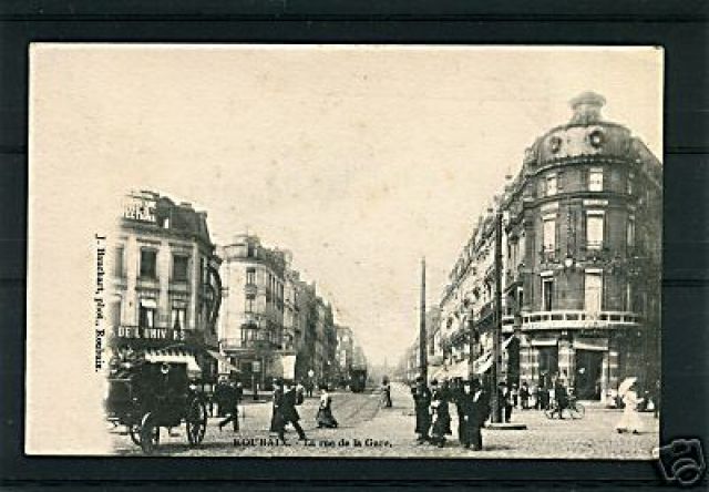 Roubaix, La Rue de la gare 1903.jpg
